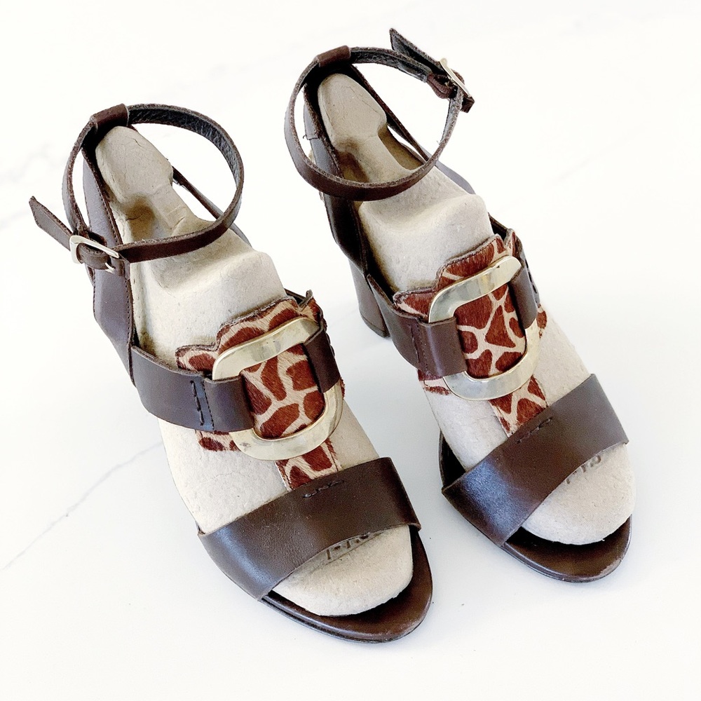 BATA Block Heel Brown Leather Strappy Sandals With Gold-Tone Hardware